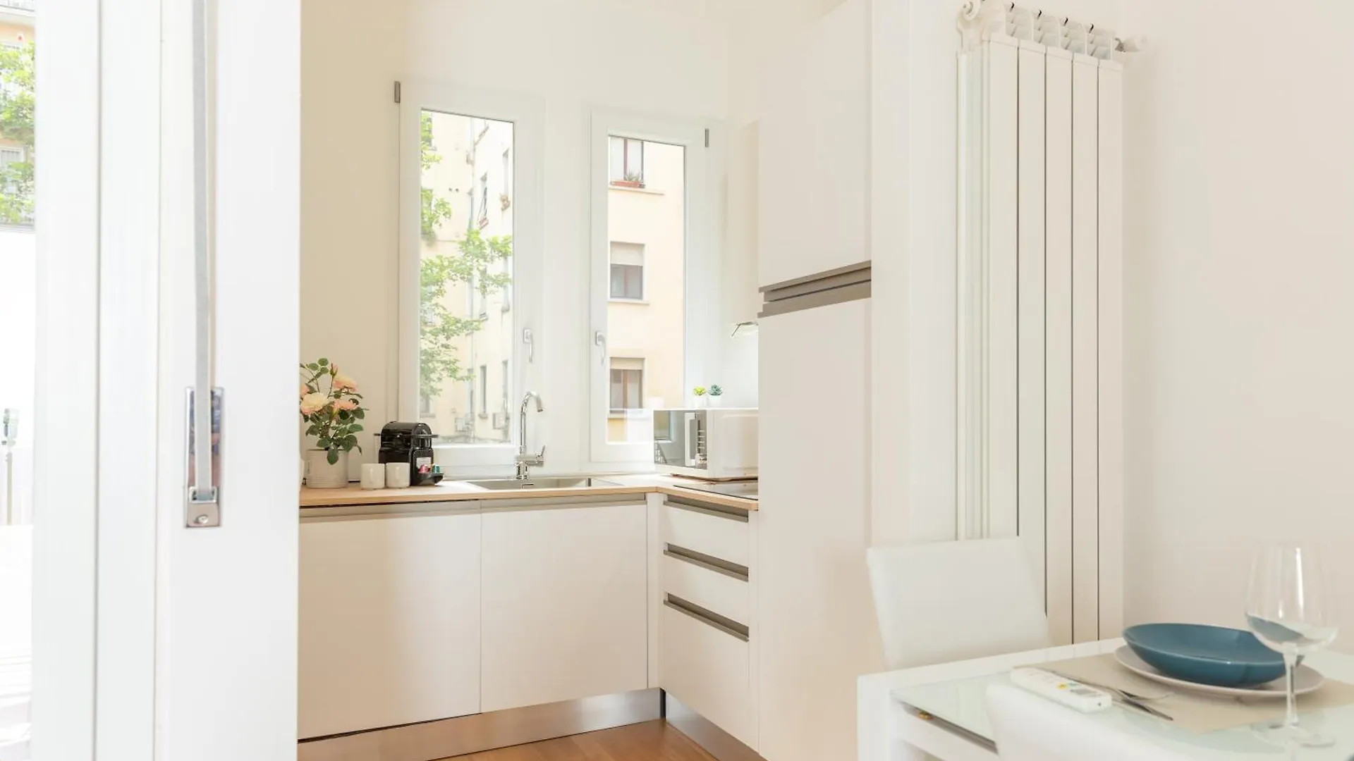 New - Manet - Exclusive Apartment Milano